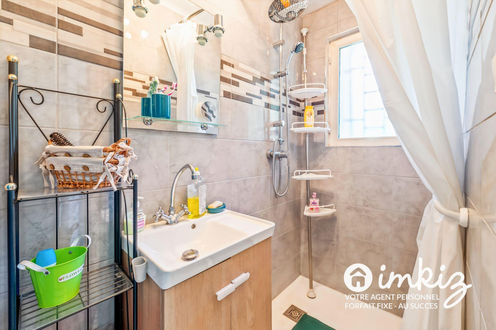 
                                                Vente
                                                 Maison de 117m² sur terrain arboré de 2500m²