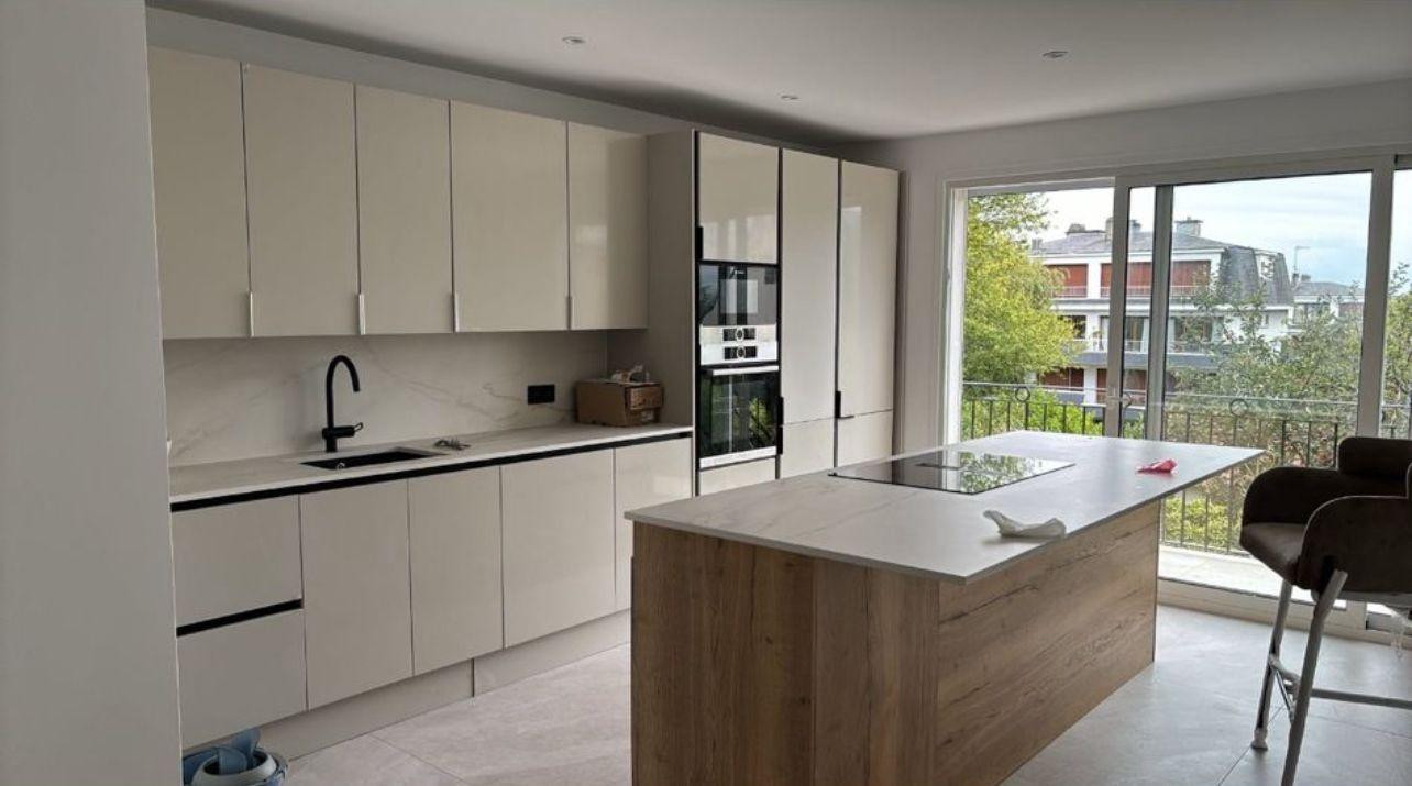 
                                                Location
                                                 Maison de 125 m² – Charme, Confort & Emplacement