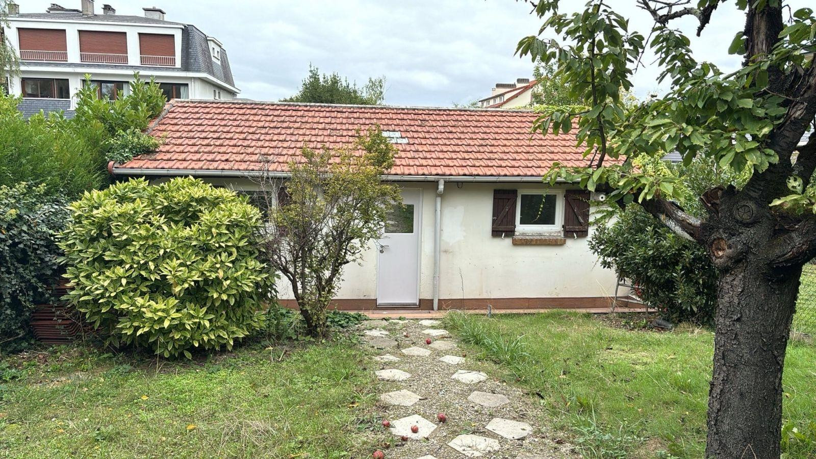 
                                                Location
                                                 Maison de 125 m² – Charme, Confort & Emplacement