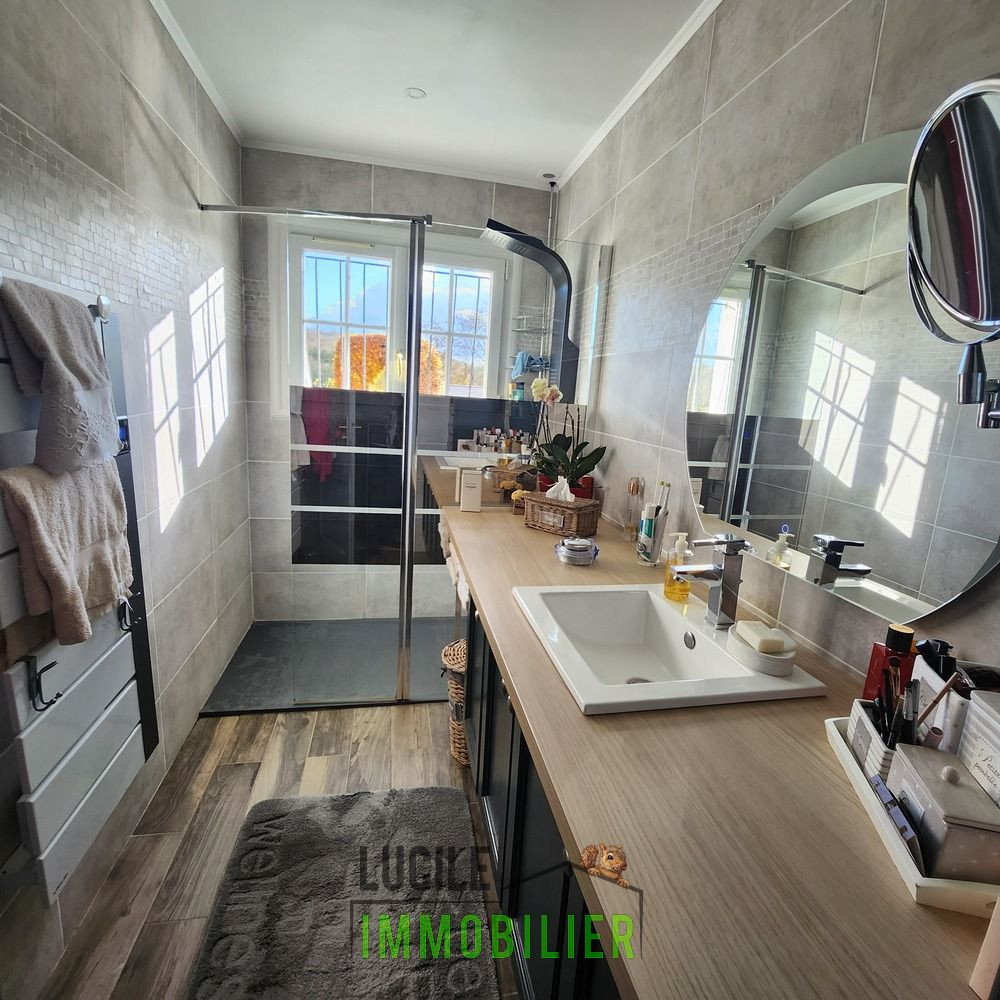 
                                                Vente
                                                 Maison de 125m² avec Piscine