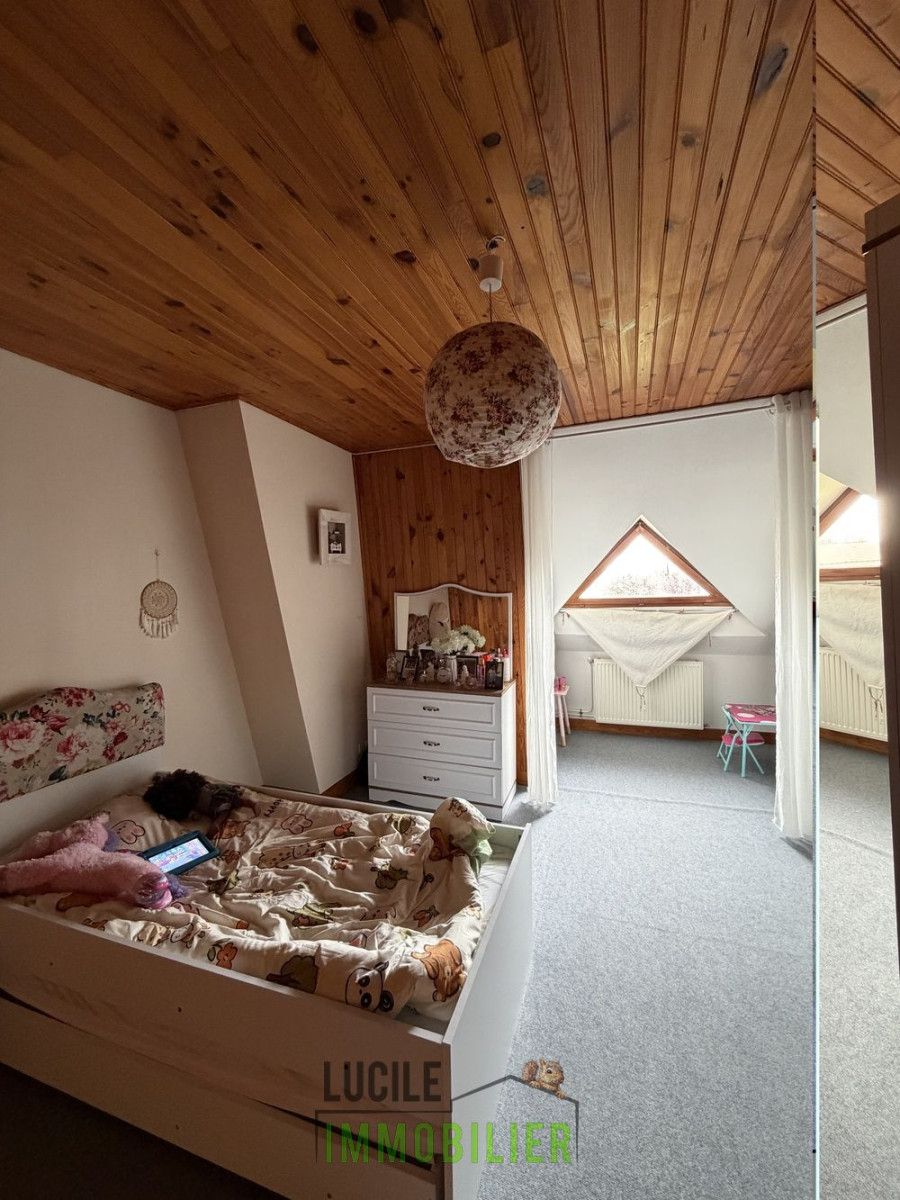 
                                                Vente
                                                 Maison de 160m²