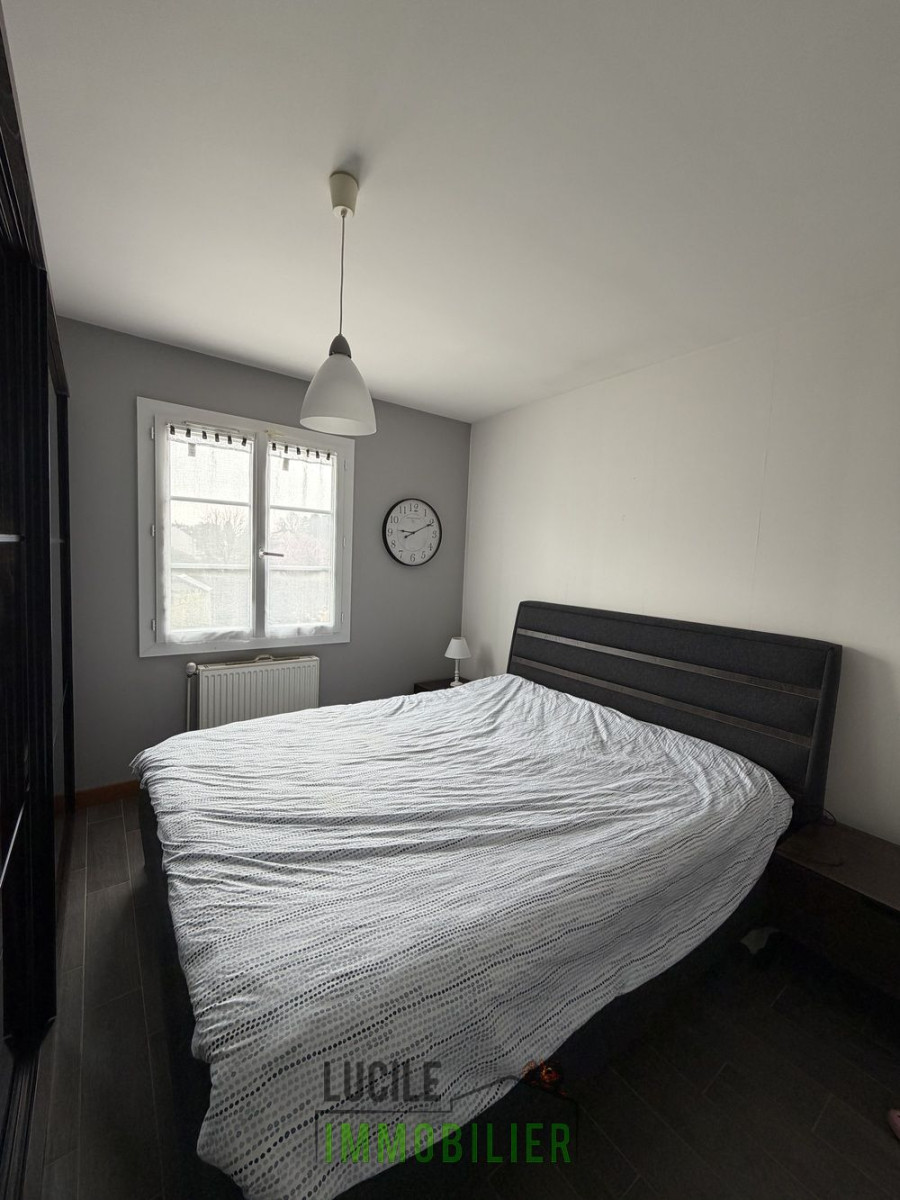 
                                                Vente
                                                 Maison de 160m²