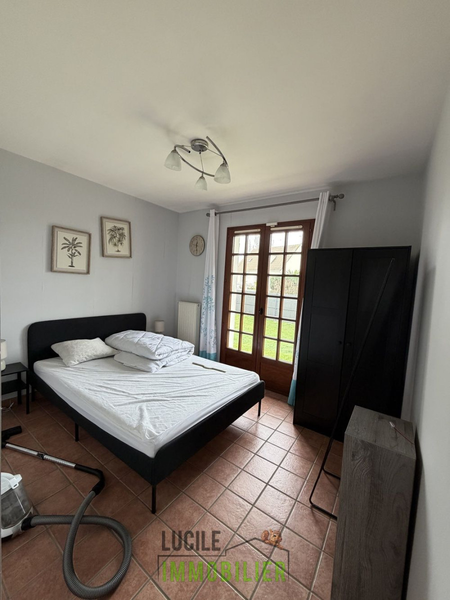 
                                                Vente
                                                 Maison de 160m²