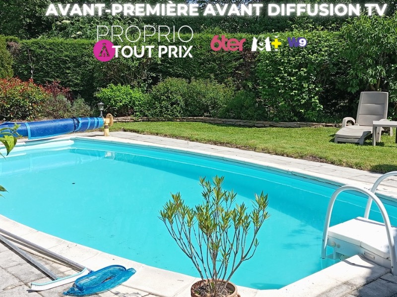 
                                                Vente
                                                 Maison de 168 M² avec piscine à VOUGY