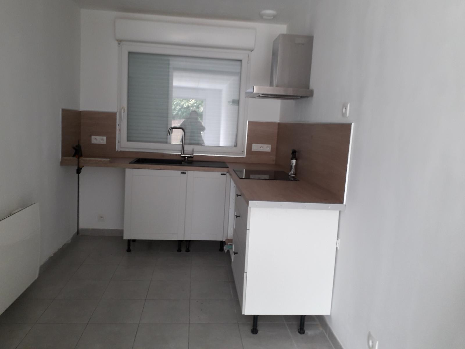 
                                                Location
                                                 Maison de 2013  dans rue calme proche commerces