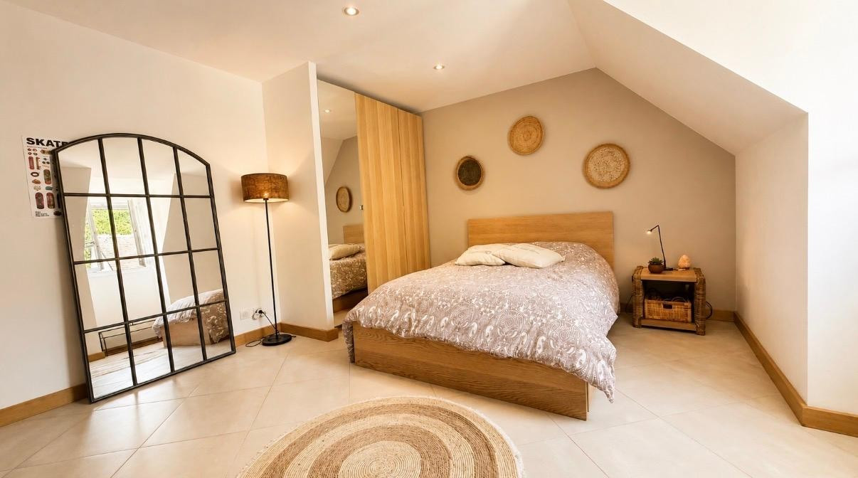 
                                                Vente
                                                 Maison de 235m² garage double et terrain de 1500m²