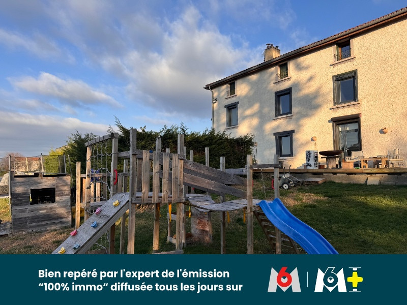 
                                                Vente
                                                 Maison de 265 m² sur une parcelle de 1800m environ