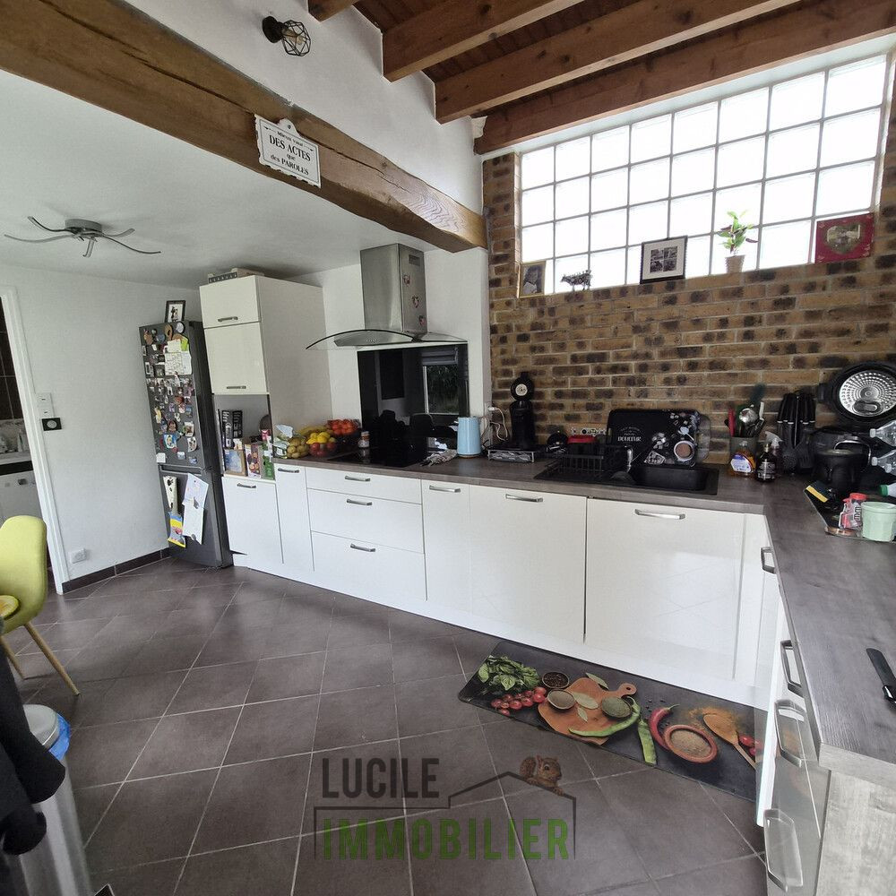 
                                                Vente
                                                 Maison de  3chambres 117m²