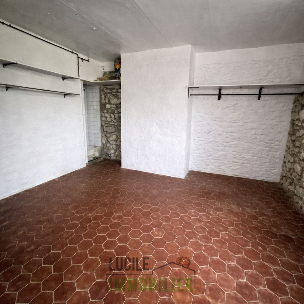 
                                                Vente
                                                 Maison de  3chambres 117m²