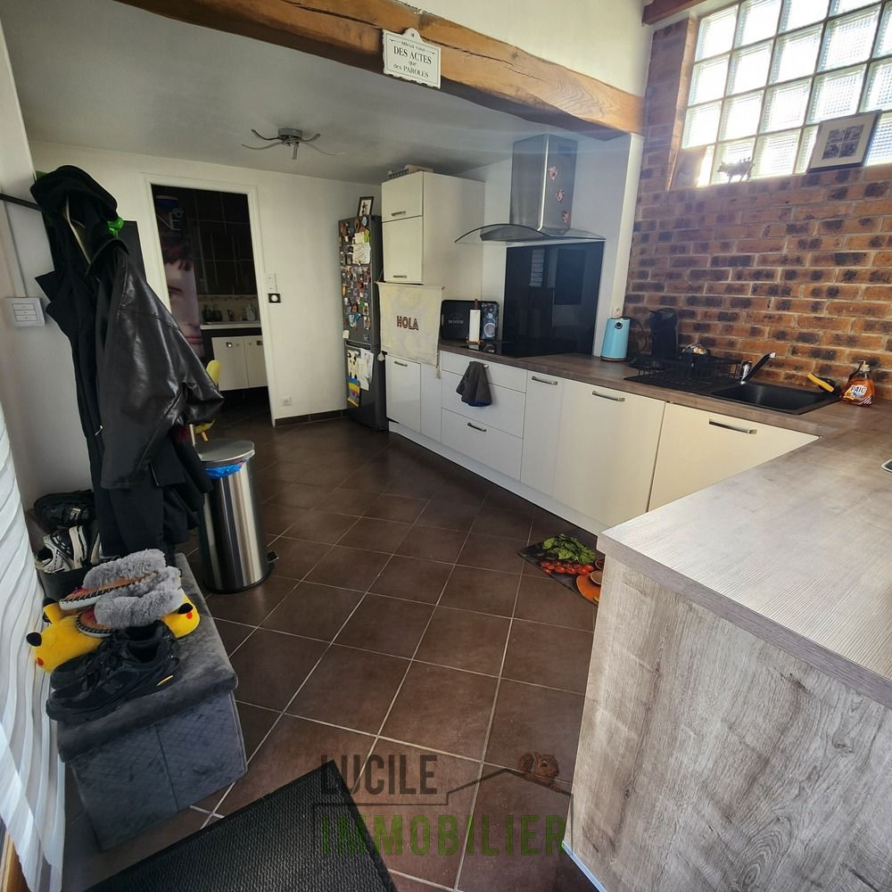 
                                                Vente
                                                 Maison de  3chambres 117m²