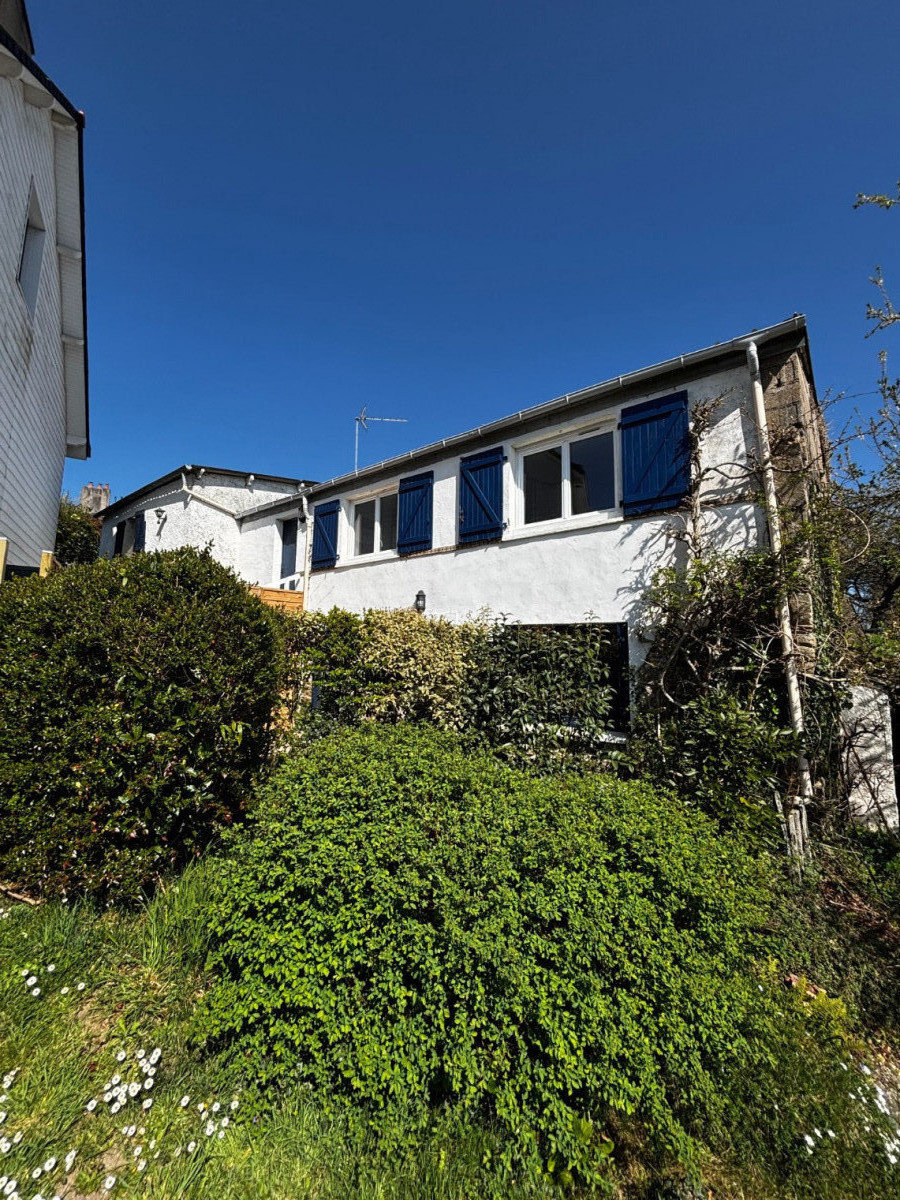 
                                                Vente
                                                 Maison de 60m² avec jardin Sud-Ouest à rénover