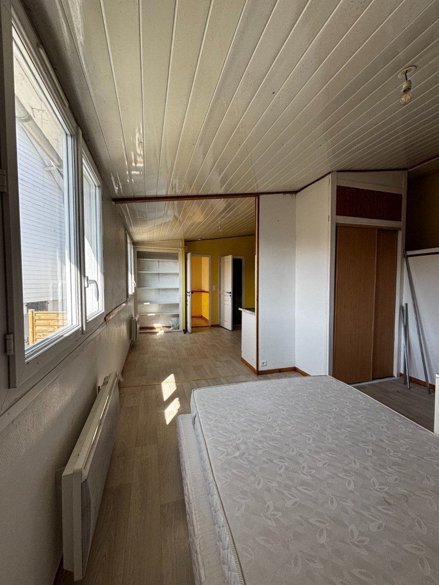 
                                                Vente
                                                 Maison de 60m² avec jardin Sud-Ouest à rénover