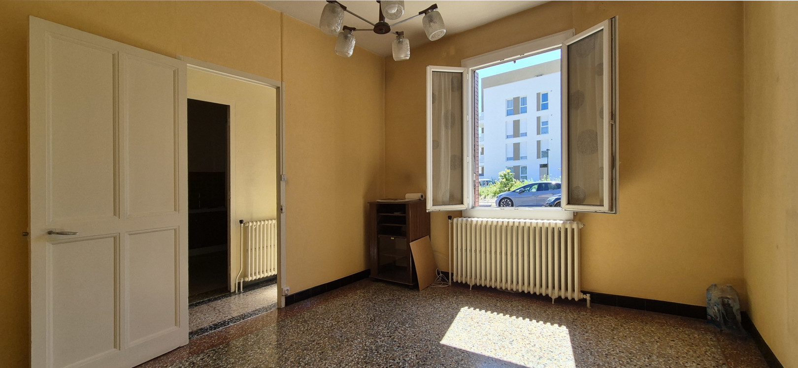 
                                                Vente
                                                 Maison de 62 m² + sous-sol complet et jardin de 700 m²