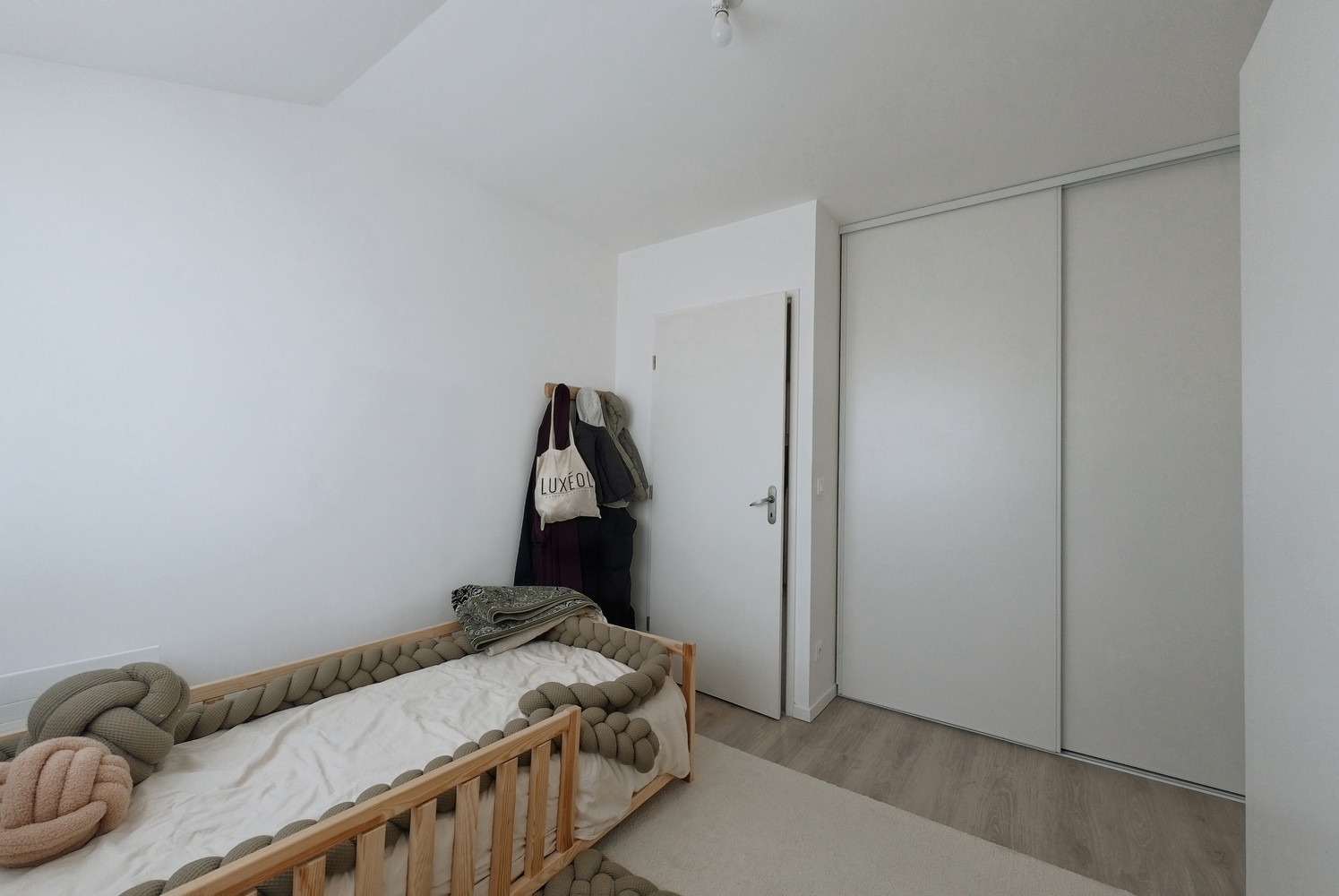 
                                                Vente
                                                 Maison de 85m² 3 chambres 202m² terrain