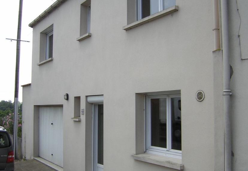 
                                                Location
                                                 Maison de Bourg à louer