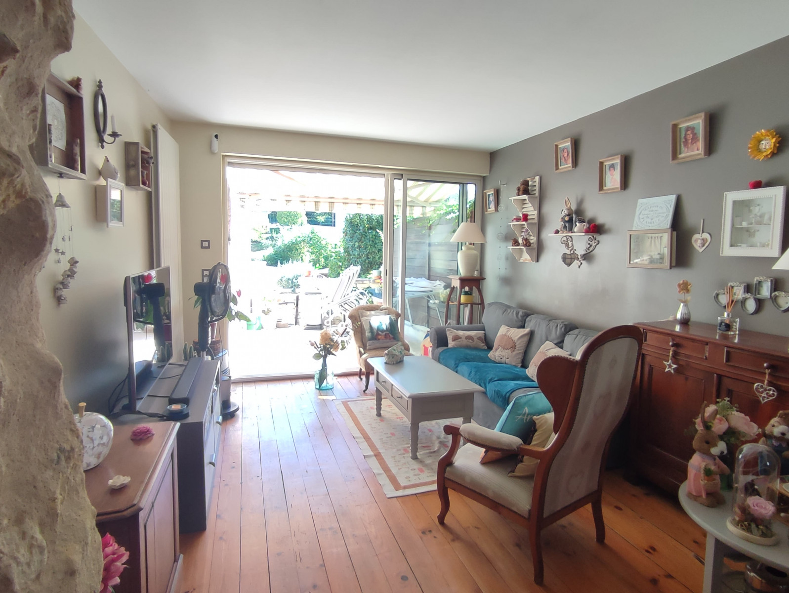 Vente
                                                 Maison de bourg avec dépendance et piscine