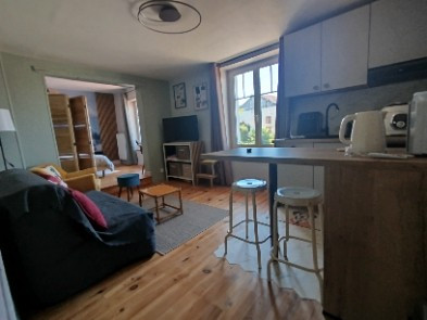 
                                                Vente
                                                 Maison de caractère 139 m2 appartement 40 m² PREY