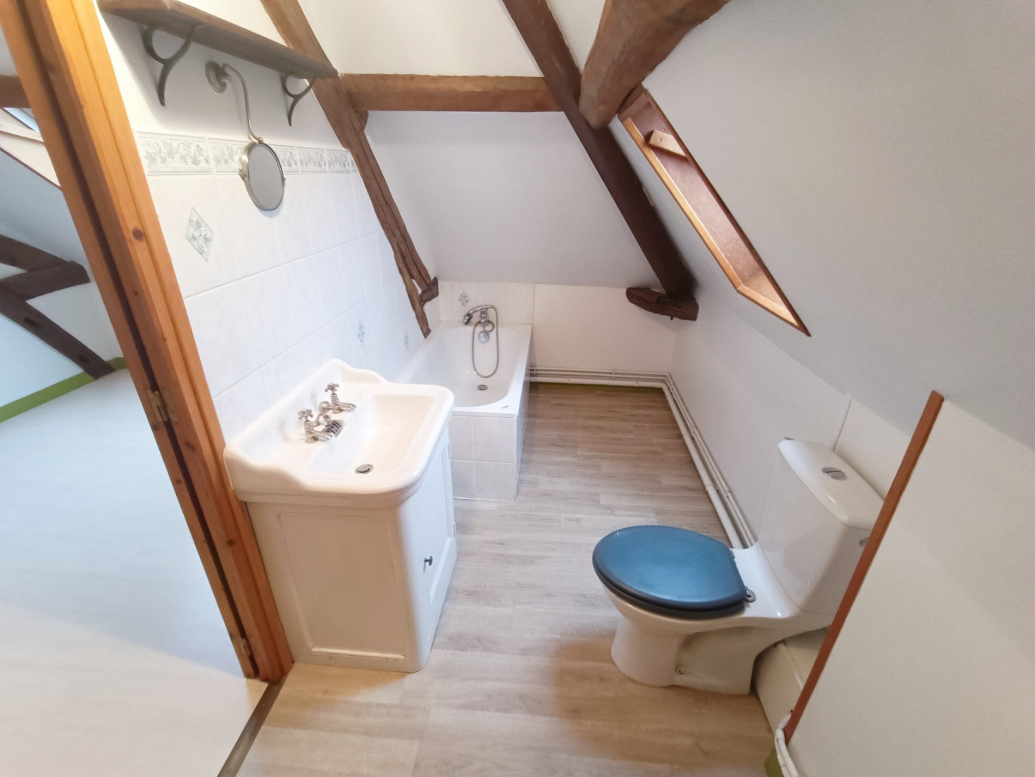 
                                                Location
                                                 Maison de caractère 4 chambres et jardin