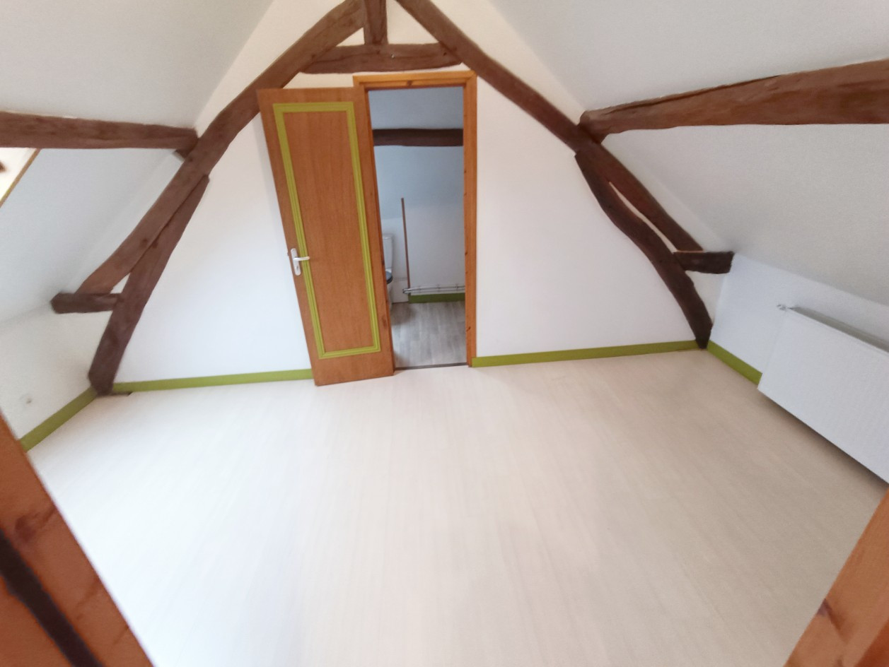 
                                                Location
                                                 Maison de caractère 4 chambres et jardin