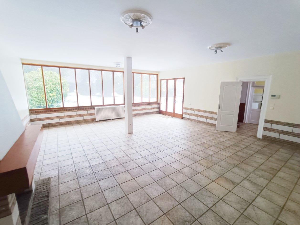 
                                                Location
                                                 Maison de caractère 4 chambres et jardin