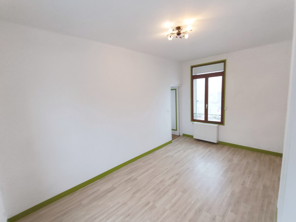 
                                                Location
                                                 Maison de caractère 4 chambres et jardin