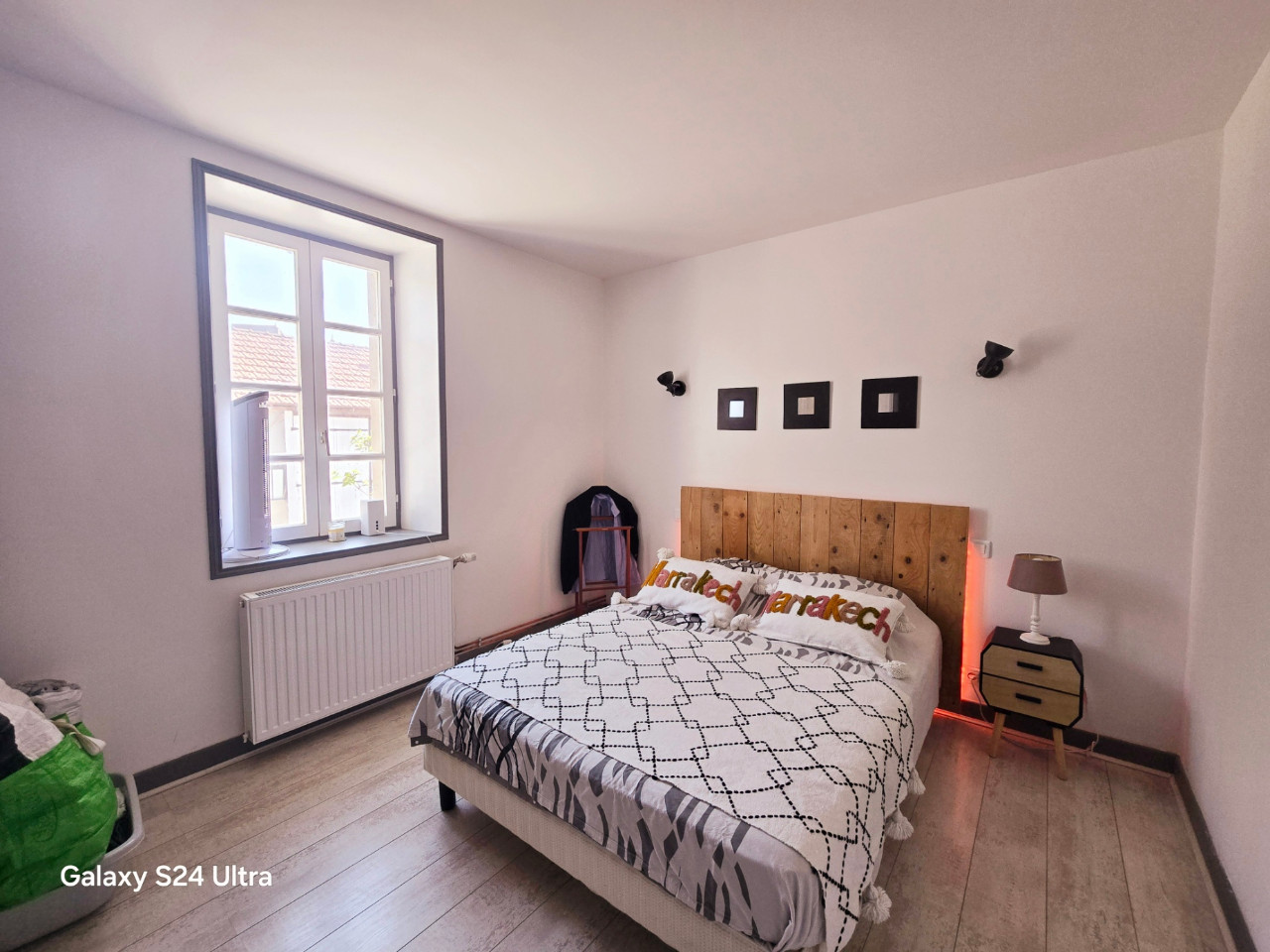 
                                                Vente
                                                 Maison de caractère à Bransat ( 03 )