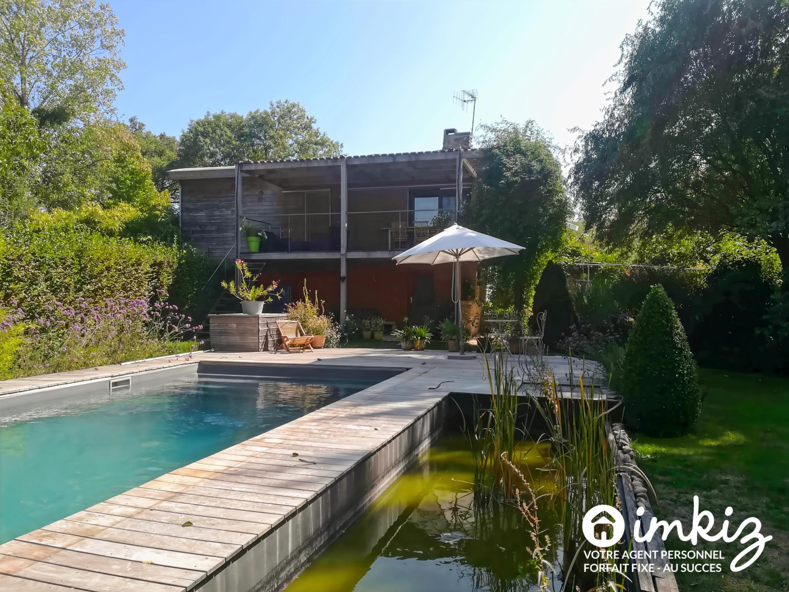 
                                                Vente
                                                 Maison de caractère avec piscine