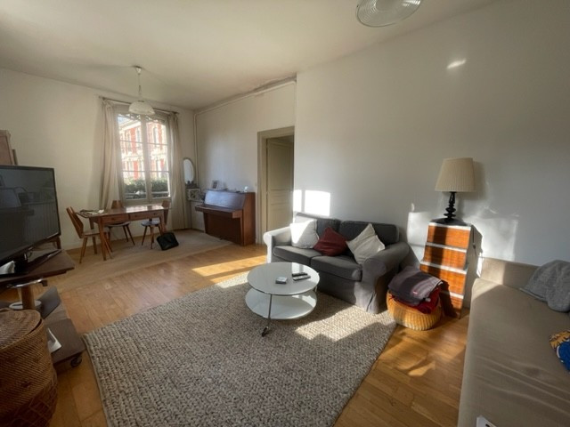 
                                                Vente
                                                 MAISON DE CARACTERE PROCHE GARE