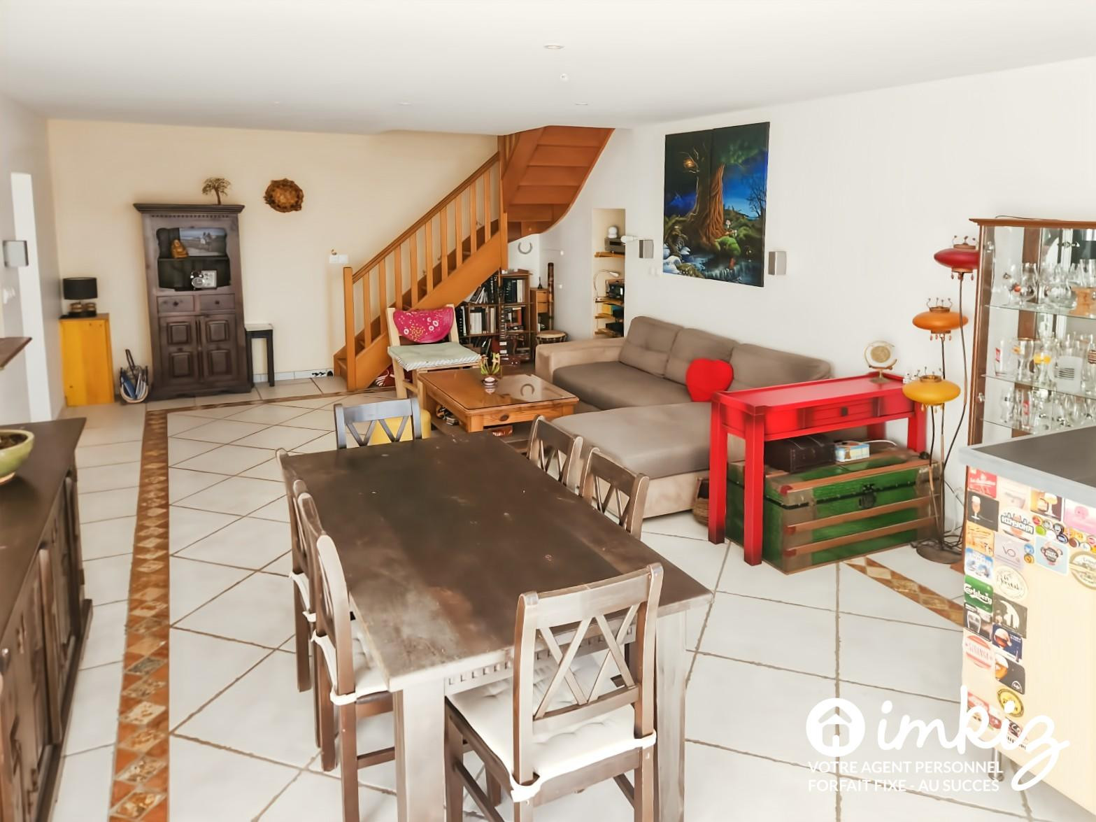
                                                Vente
                                                 Maison de caractère — rénovée, aucun travaux !