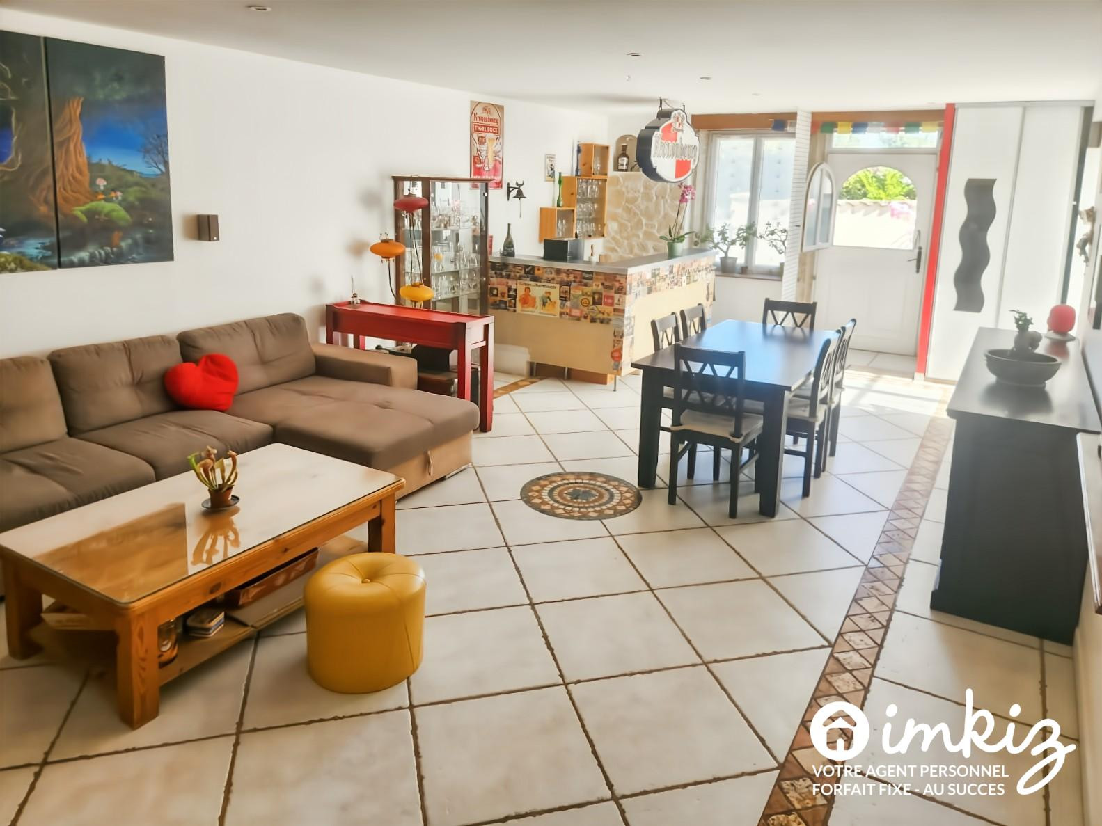 
                                                Vente
                                                 Maison de caractère — rénovée, aucun travaux !