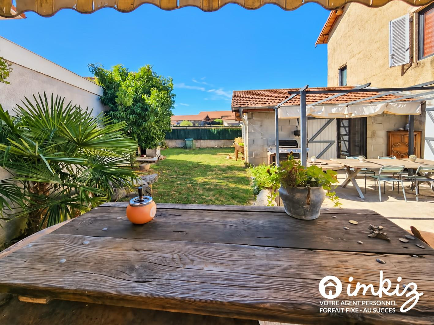 
                                                Vente
                                                 Maison de caractère — rénovée, aucun travaux !