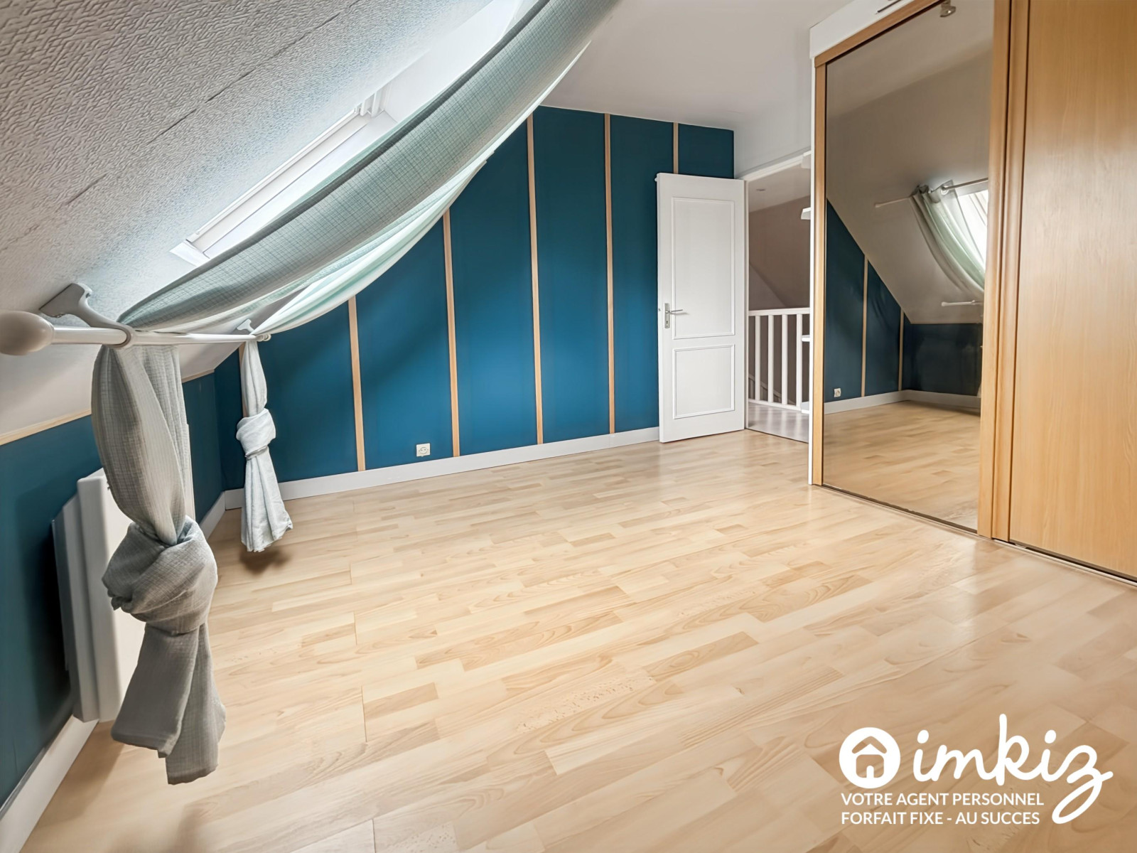 
                                                Vente
                                                 Maison de charme 154 m2 - 7 pièces - 5 chambres