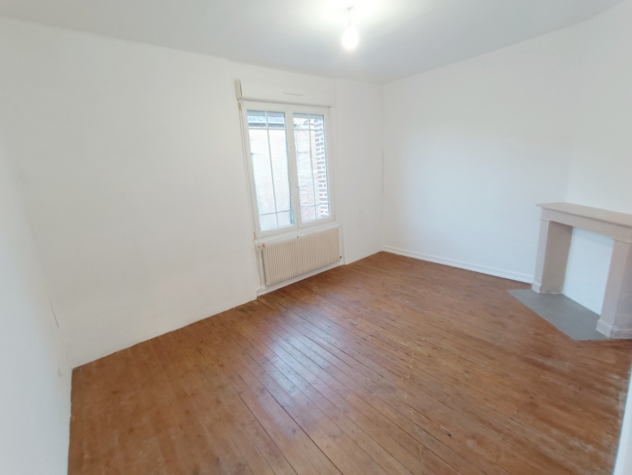 
                                                Vente
                                                 Maison de charme, 3 chambres, bureau  Amiens
