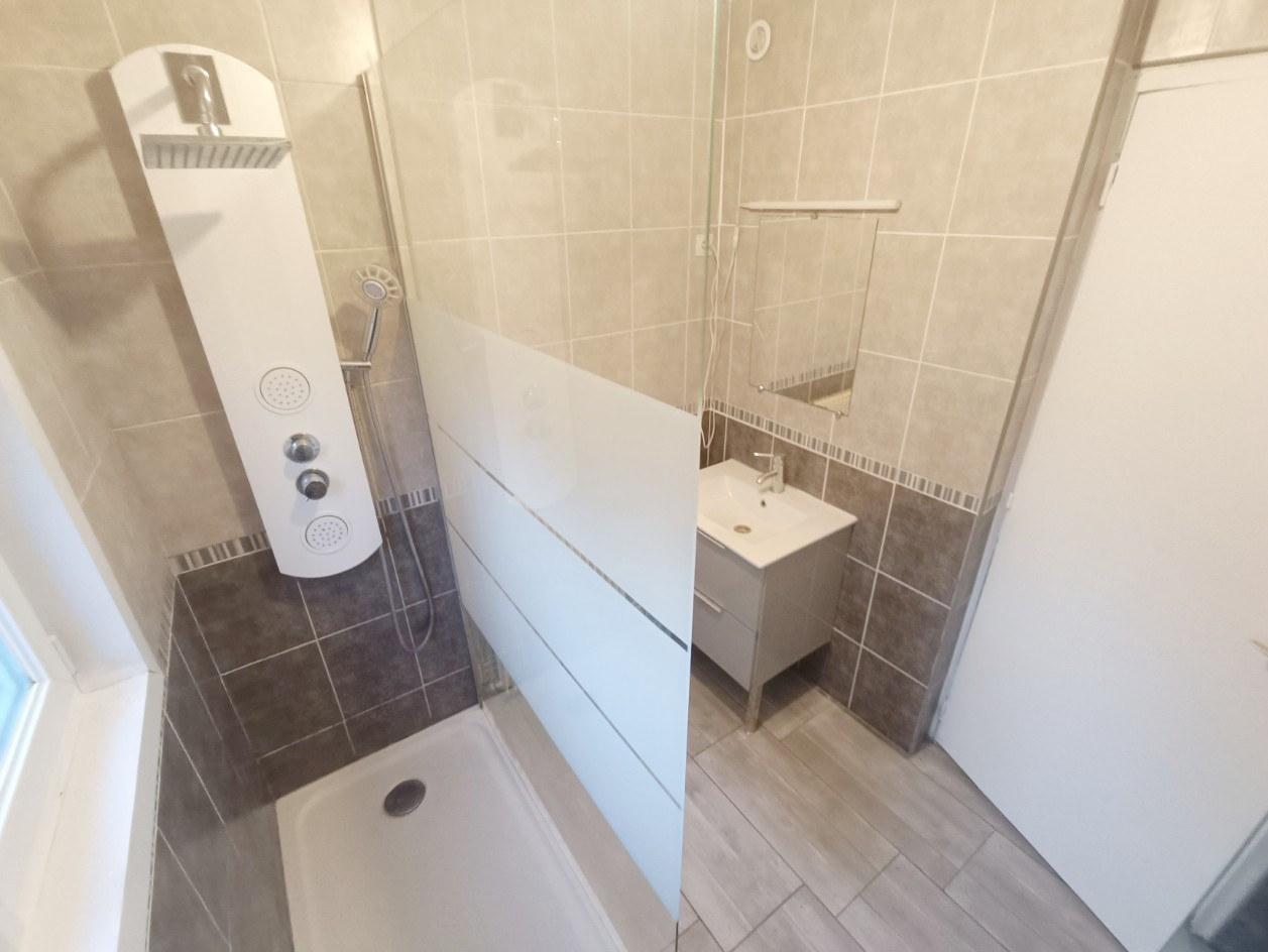 
                                                Vente
                                                 Maison de charme, 3 chambres, bureau  Amiens