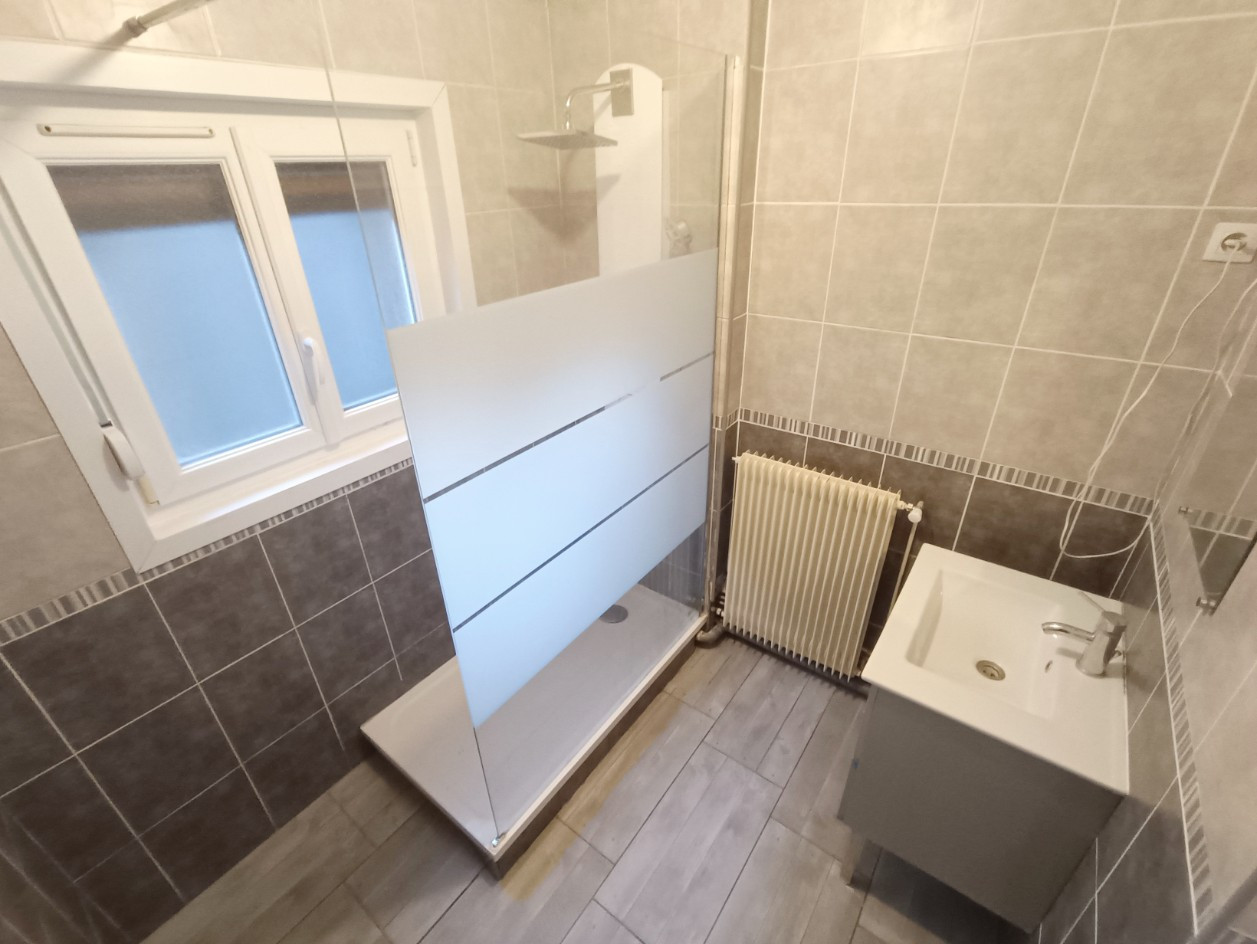 
                                                Vente
                                                 Maison de charme, 3 chambres, bureau  Amiens