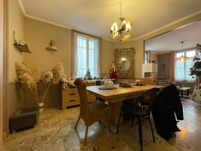 
                                                Vente
                                                 MAISON DE CHARME+DEPENDANCE DE 100M2
