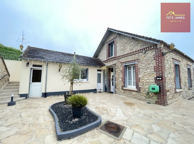 
                                                Vente
                                                 MAISON DE CHARME+DEPENDANCE DE 100M2