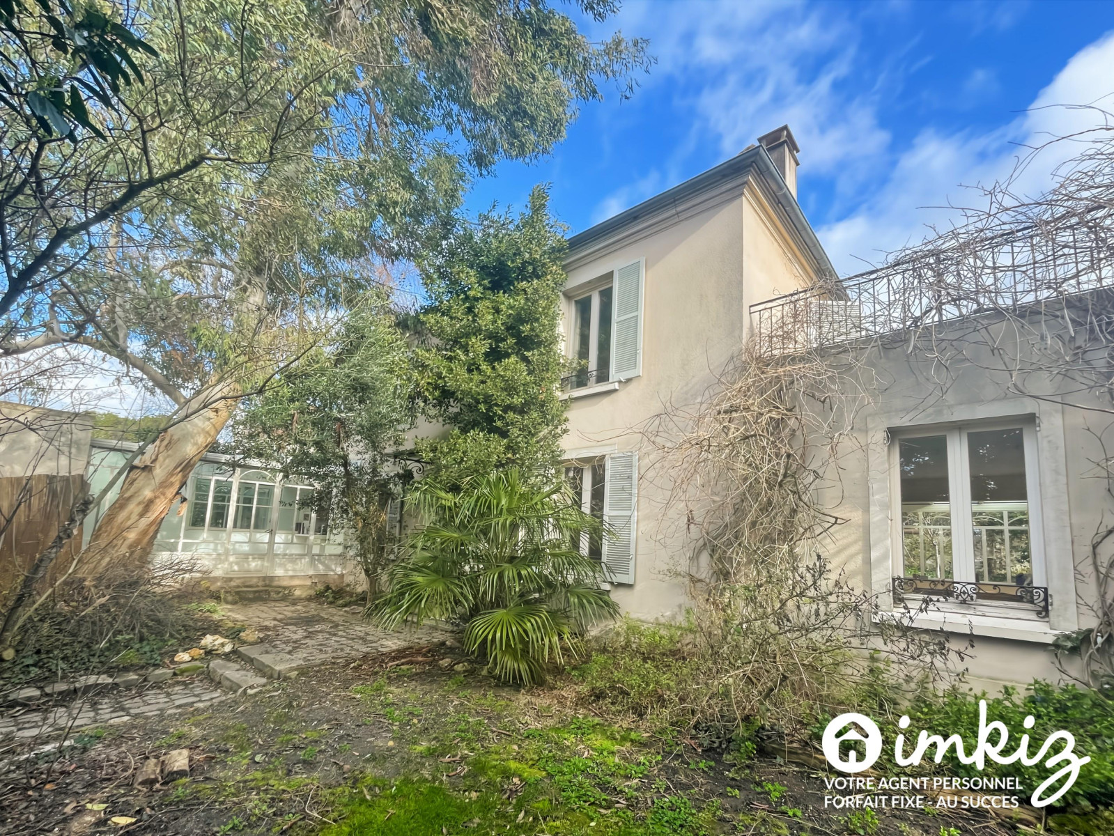 
                                                Vente
                                                 Maison de charme proche commerces et transports