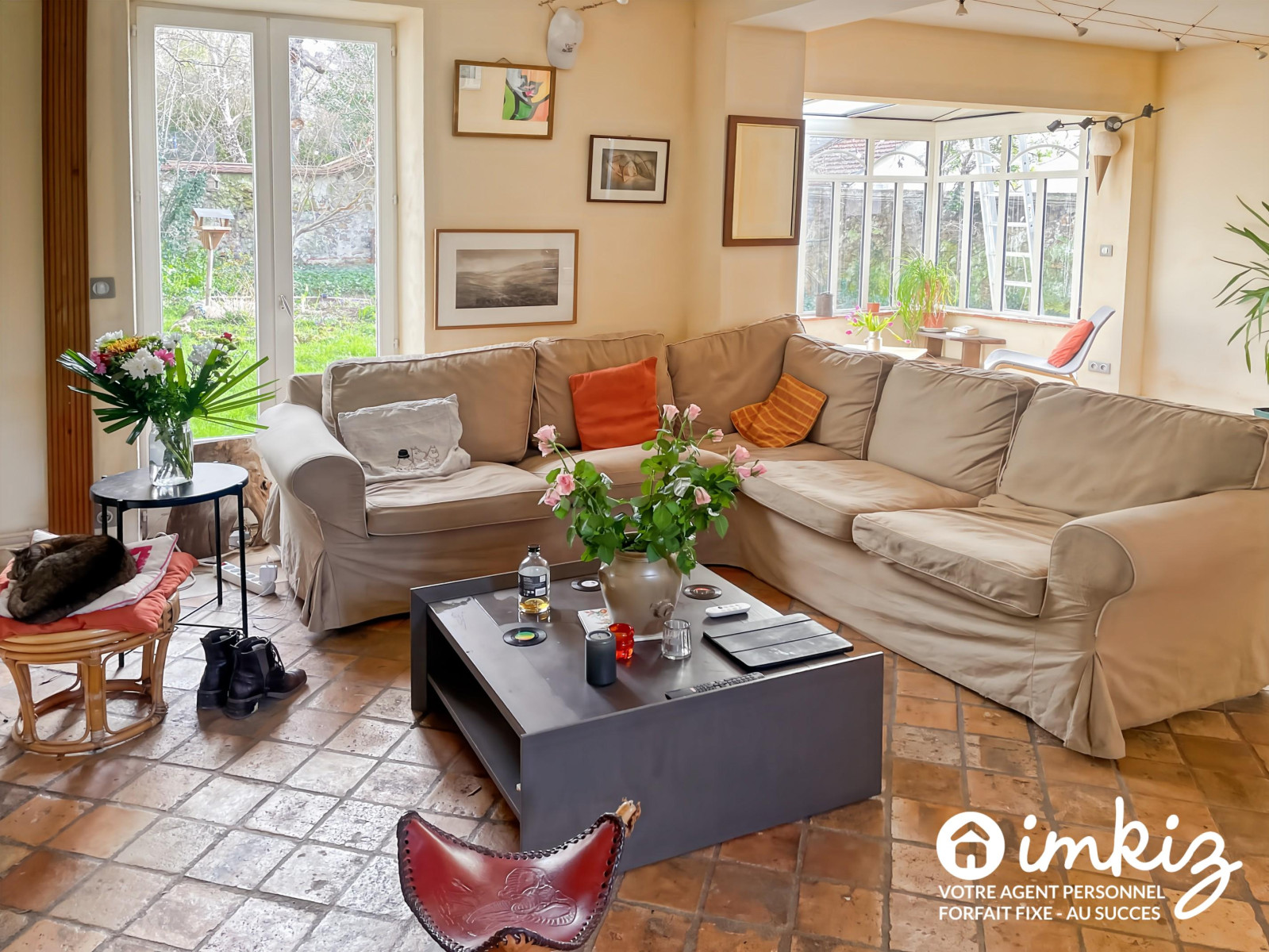 
                                                Vente
                                                 Maison de charme proche commerces et transports