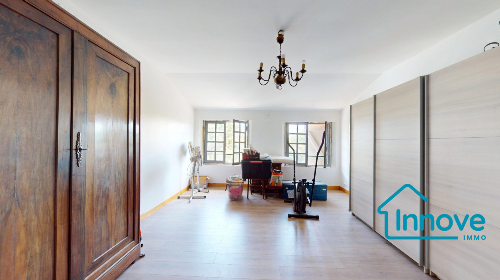 
                                                Vente
                                                 Maison de maître au coeur de Verdun sur Garonne