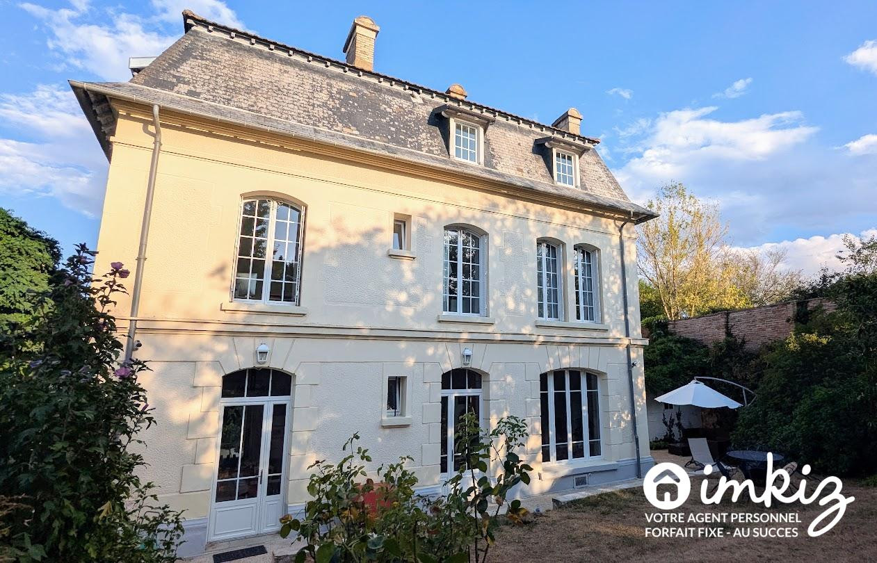 
                                                Vente
                                                 Maison de maître lumineuse 6 chambres jardin clos