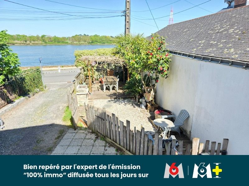 
                                                Vente
                                                 Maison de pêcheur sur 3 niveaux - face Loire