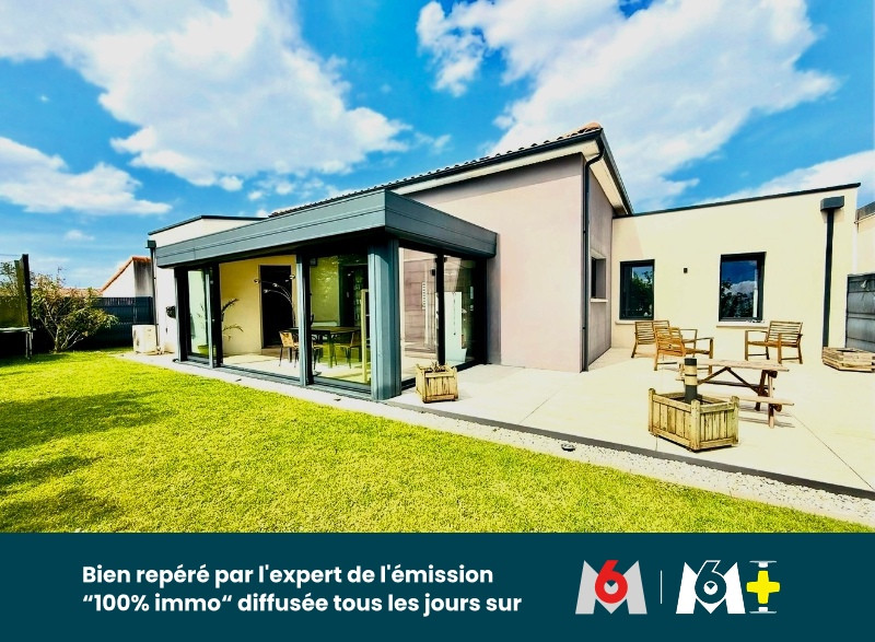 
                                                Vente
                                                 Maison de plain-pied 137 m2 - 4 chambres