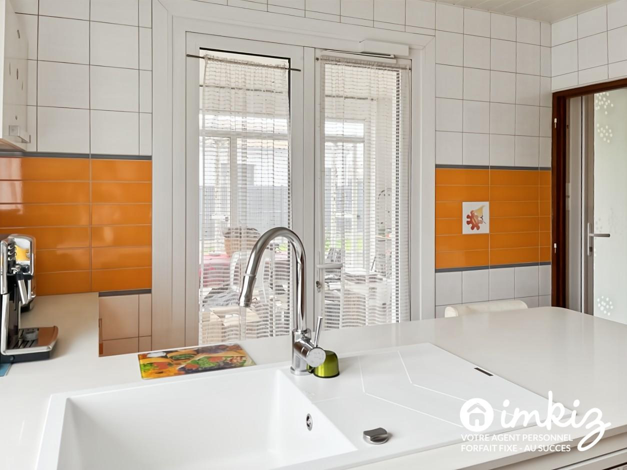 
                                                Vente
                                                 Maison de plain-pied – 4 pièces – 93 m² habitables