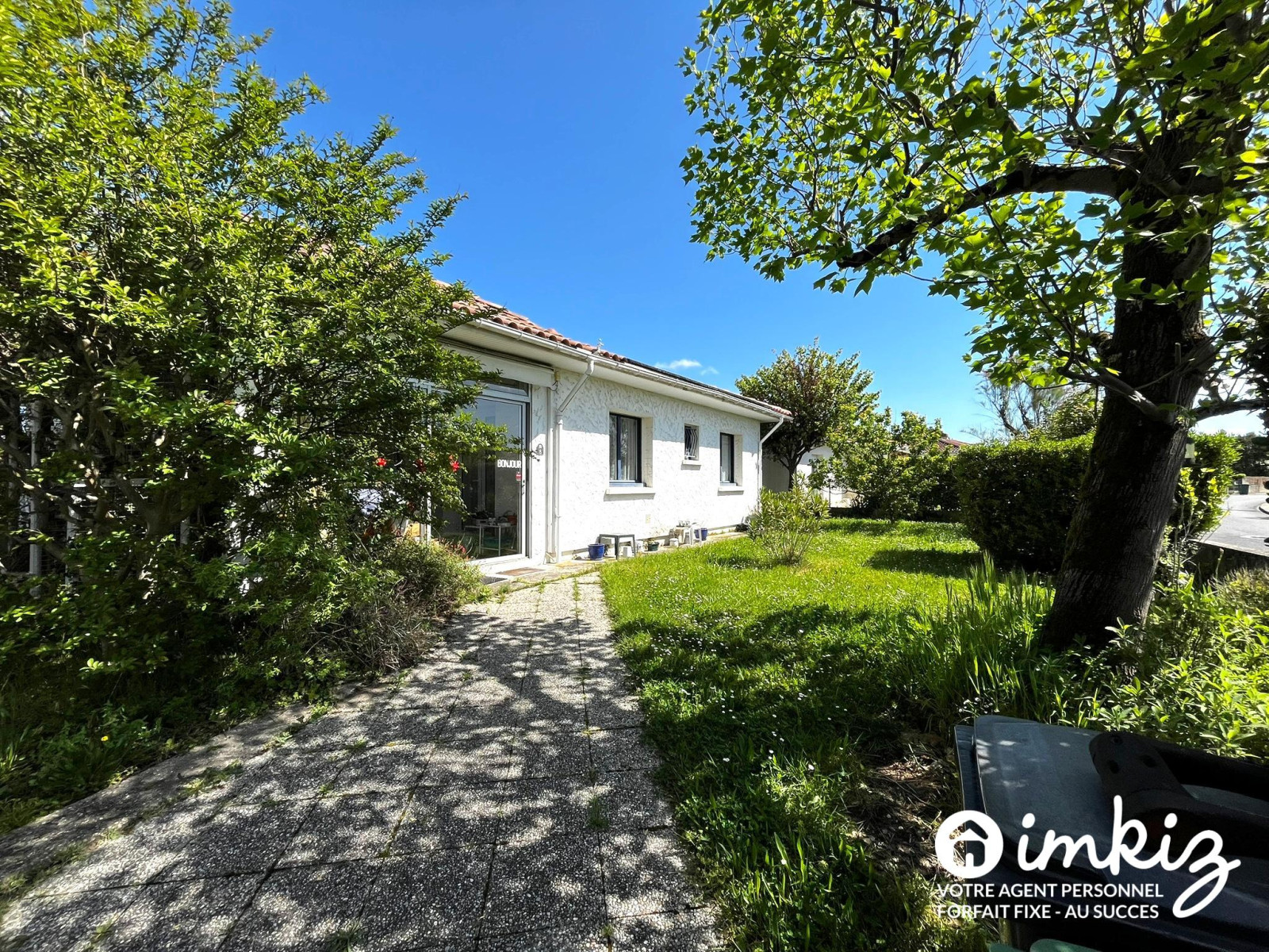 
                                                Vente
                                                 Maison de plain-pied – 4 pièces – 93 m² habitables