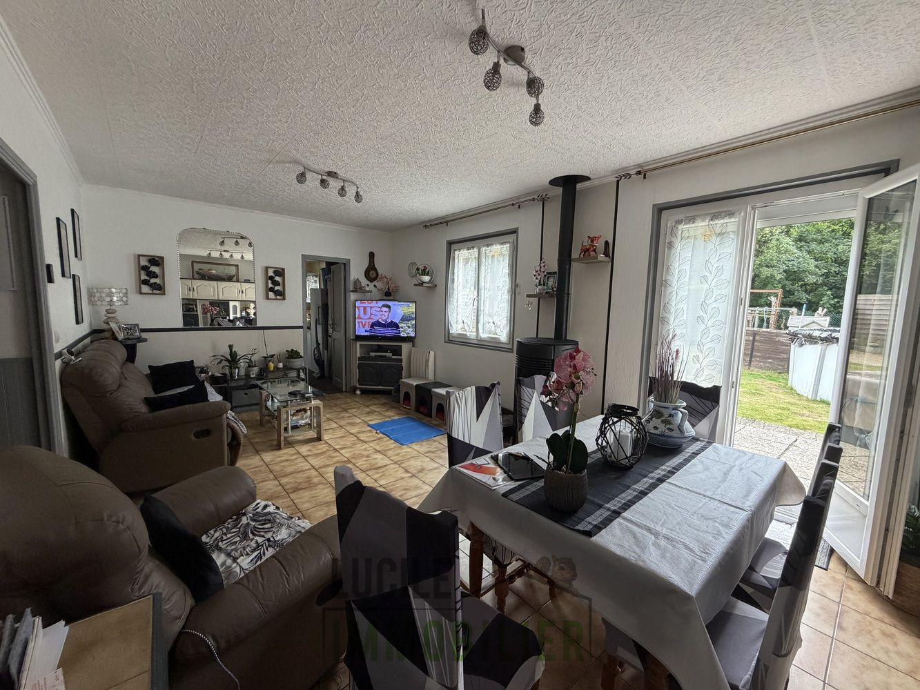 
                                                Vente
                                                 Maison de plain-pied