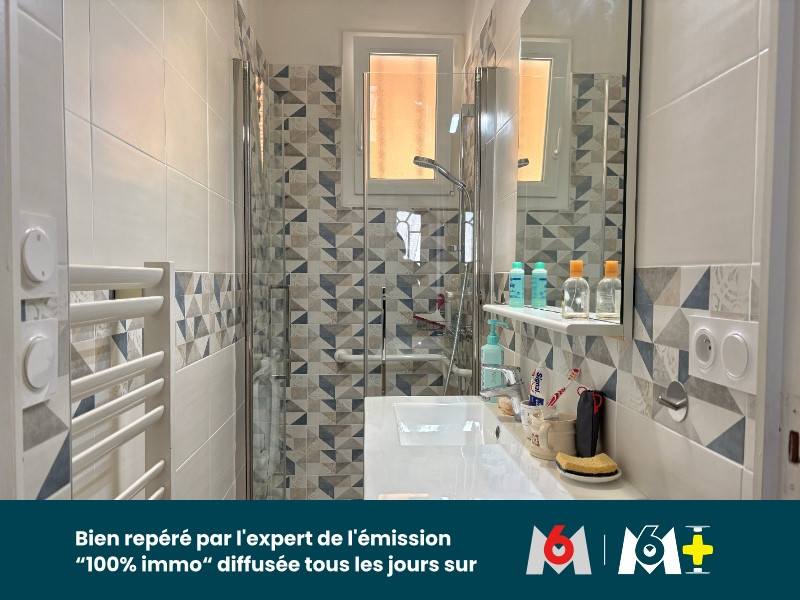 
                                                Vente
                                                 Maison de plain-pied à Ragon - avec garage - non mitoyenne - dépendance - grand jardin et véranda.