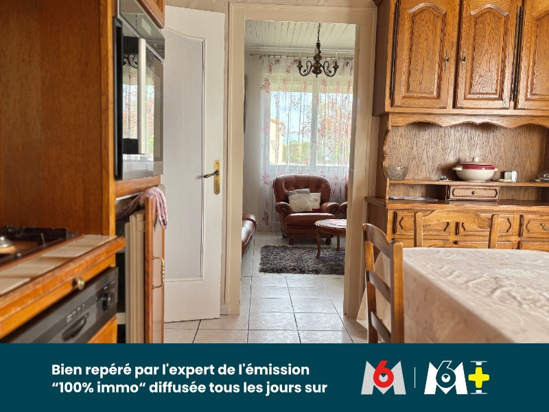 
                                                Vente
                                                 Maison de plain-pied à Ragon - avec garage - non mitoyenne - dépendance - grand jardin et véranda.