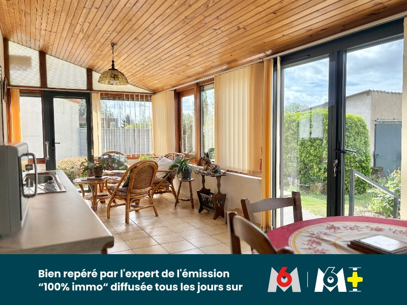 
                                                Vente
                                                 Maison de plain-pied à Ragon - avec garage - non mitoyenne - dépendance - grand jardin et véranda.