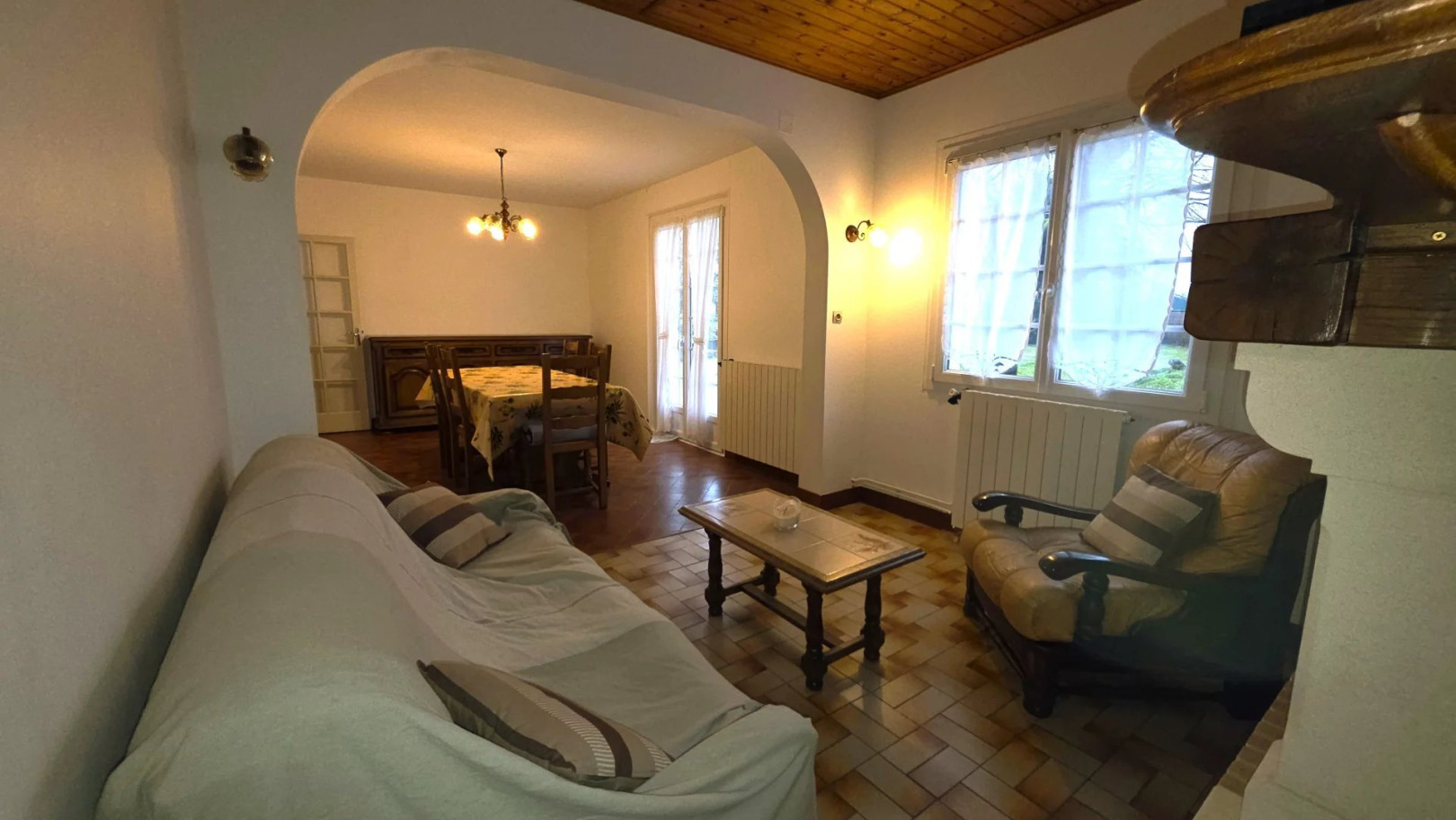 
                                                Vente
                                                 Maison de plain-pied avec grand terrain